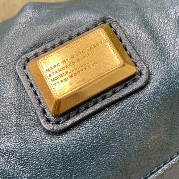 Marc Jacobs Handbag - Picture 2 of 7